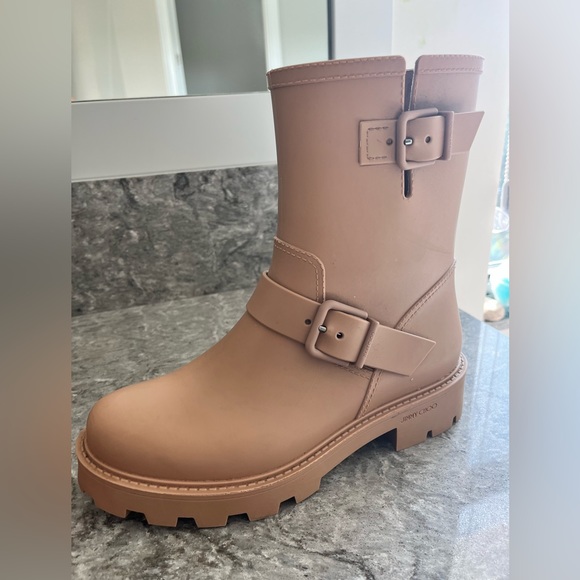 Jimmy Choo Yael Rain Boot in Camel size 38 - Picture 2 of 7